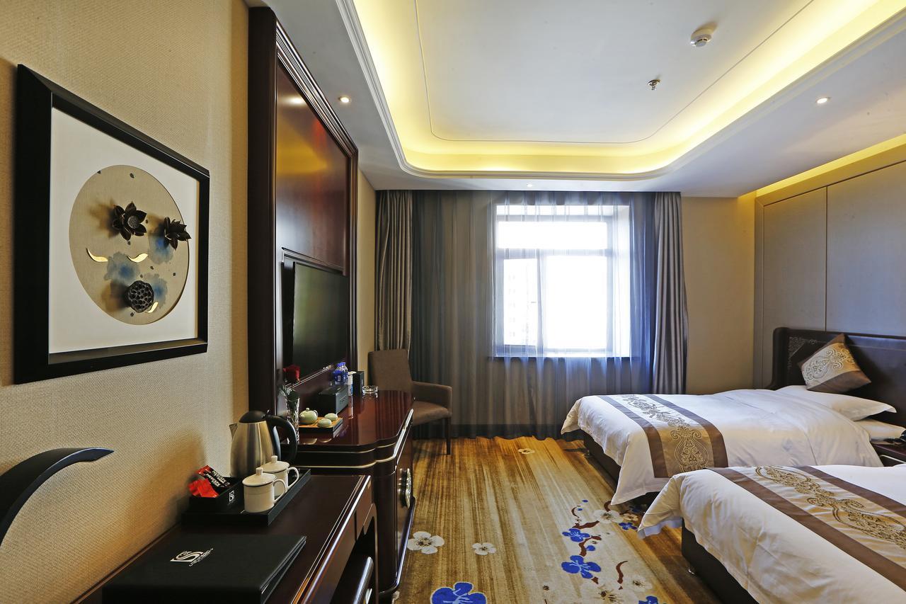 Petrochemical Engineering Hotel Harbin Exteriör bild