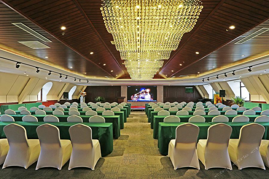 Petrochemical Engineering Hotel Harbin Exteriör bild